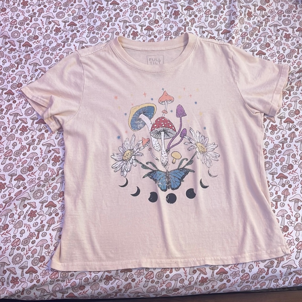 tan mushroom/flower/butterfly slightly cropped shirt
